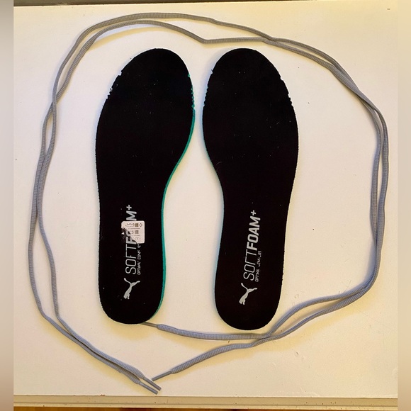 One day worn 10.5 Us PUMA shoes. - Picture 7 of 9